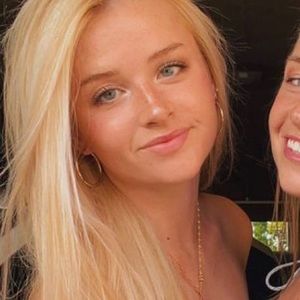 Meet your Posher, Mia